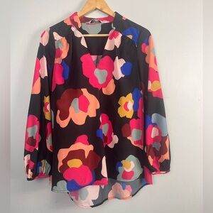 Crosby by Millie Burch Abstract floral print black blouse size small